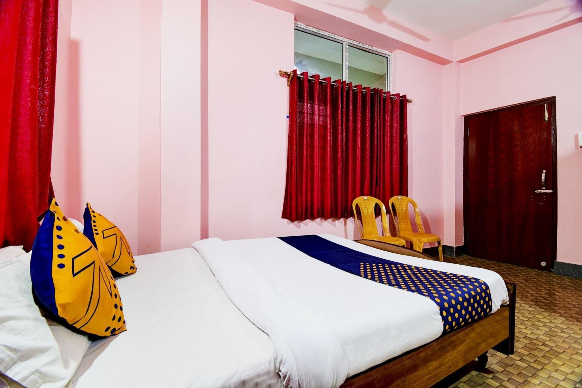 SPOT ON 80075 Hotel Nandini Dibrugarh Buitenkant foto