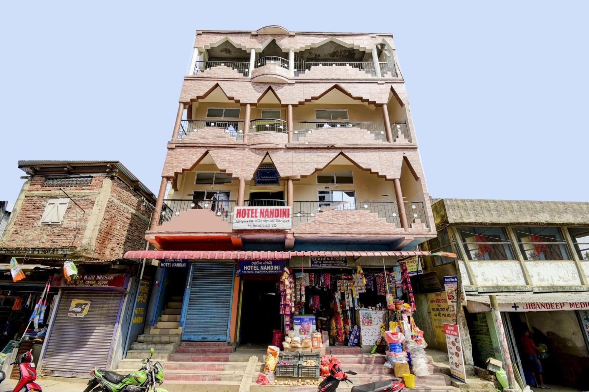 SPOT ON 80075 Hotel Nandini Dibrugarh Buitenkant foto